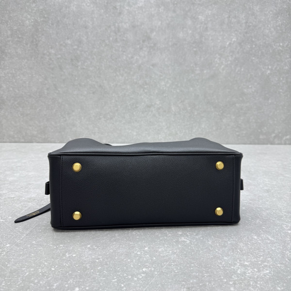 Ba*len*cia*ga carrie bowling bag - 34*12*12cm