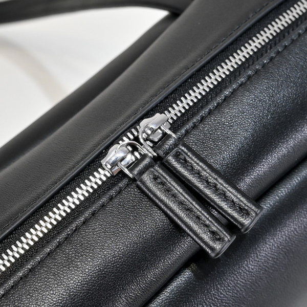 T*e R0w astra bowling shoulder bag - 30*18*10cm